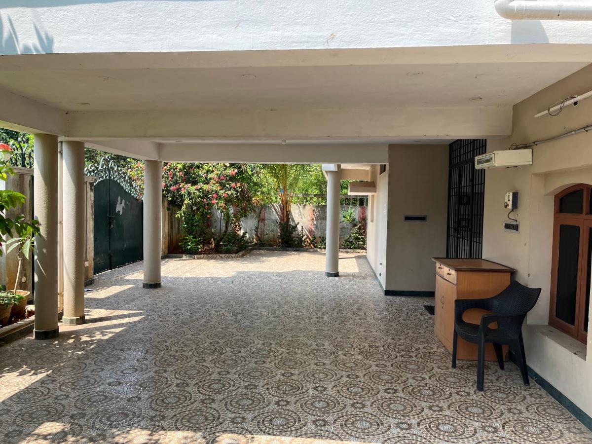 Tulip Villa 3Bhk 2Bhk And 1Bhk Located Near Chunnambar Boat House And Paradise Beach Pūrnānkuppam Bagian luar foto
